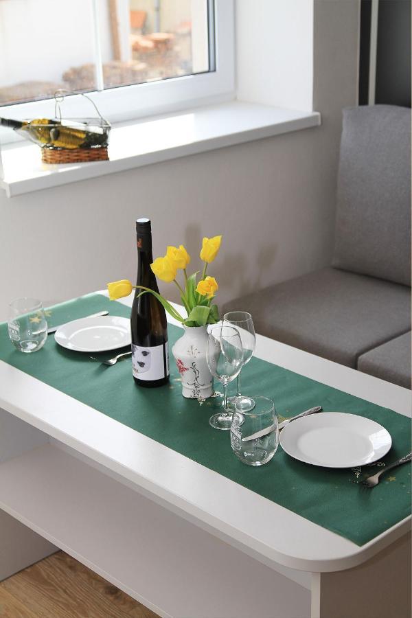 Velovino Apartman Mikulov Ngoại thất bức ảnh
